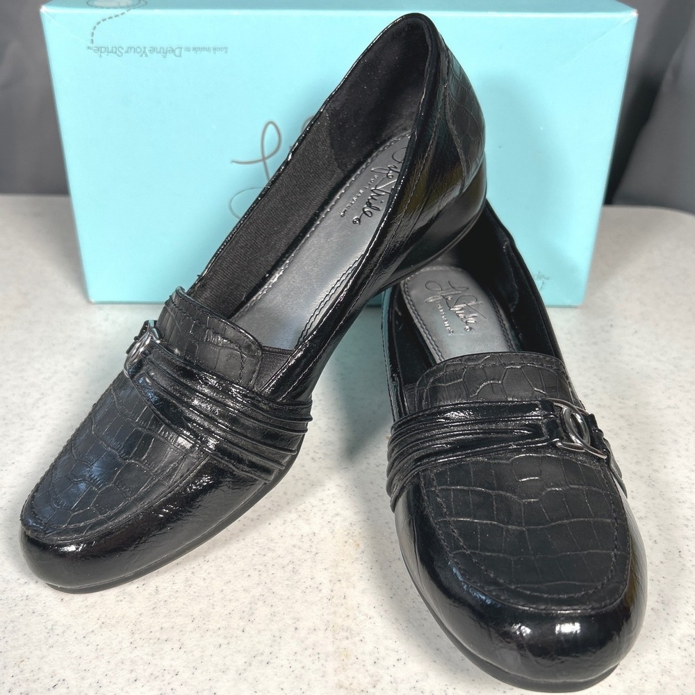 LifeStride Donnell Womens Black Croc Embossed Loafers Low Wedge Shoes 9.5M